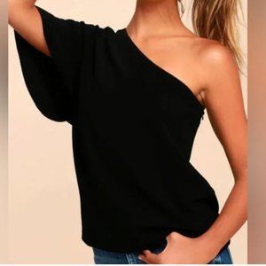 LuLu's 'ONTO SOMETHING BLACK ONE-SHOULDER TOP'